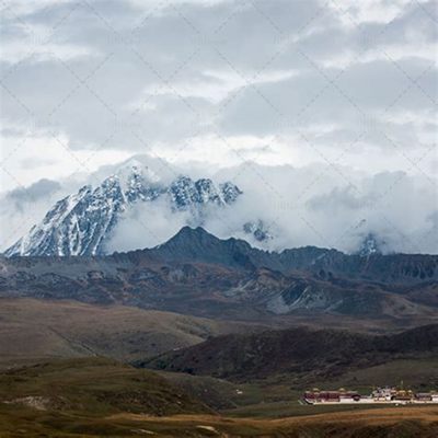 如何形容雅拉雪山?它不仅是一座山峰，更是大自然赋予人类的一份珍贵礼物。